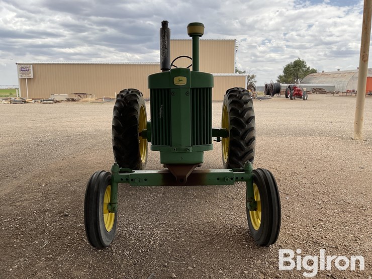 1958-john-deere-720-image-2