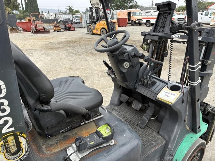 2019-mitsubishi-fgc25n-image-16