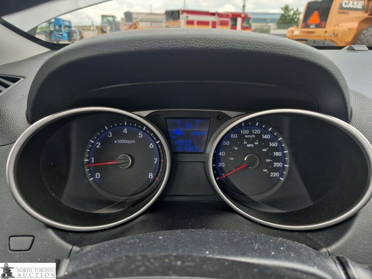 2015-hyundai-tucson-image-12