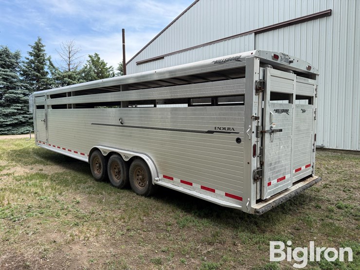 2020-hillsboro-32'-tri/a-aluminum-livestock-trailer-image-7