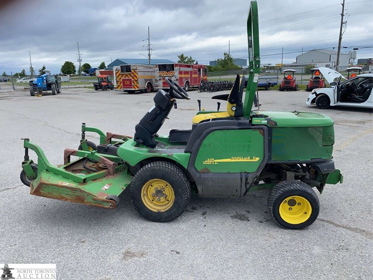 2010-john-deere-1445-image-8