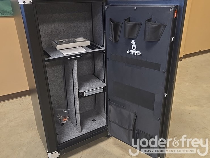 unused-armor-titanium-series-40-gun-fire-safe,1400-degree-fire-rating,-digital-combination-key-pad-c/w-backup-keys,-additional-door-pouch-storage-feature-for-pistols-image-6