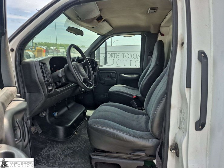 2006-chevrolet-kodiak-c5500-image-15