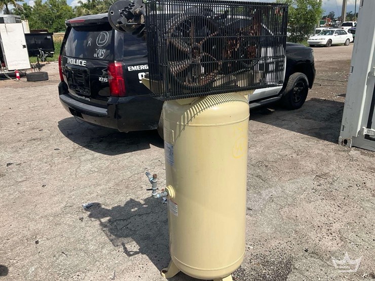 2010-ingersoll-rand-type-30-portable-air-compressor-image-6