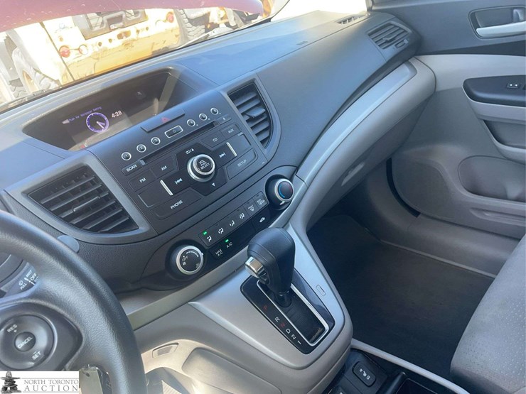 2013-honda-crv-image-13