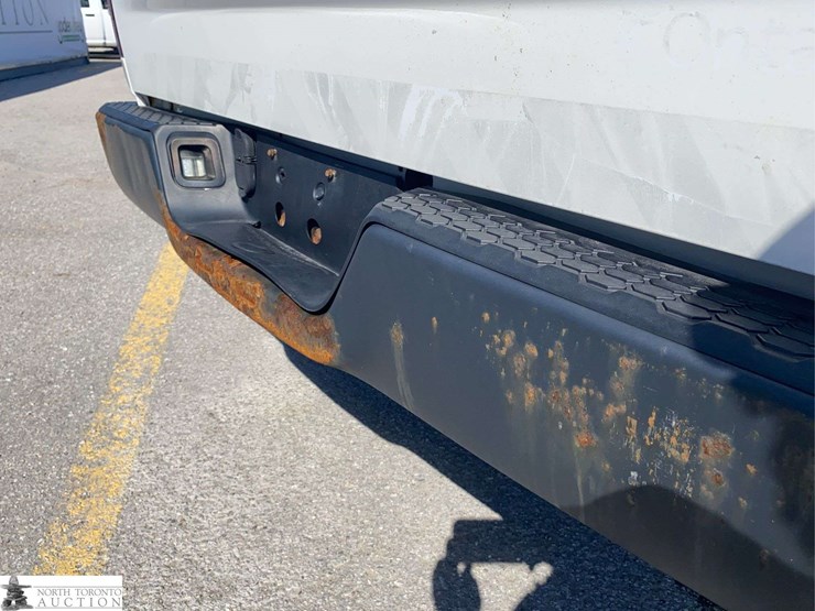 2016-dodge-1500-image-29