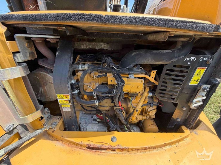 2016-caterpillar-305e2-image-31