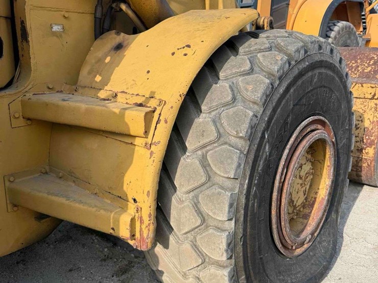 1965-caterpillar-966b-image-24
