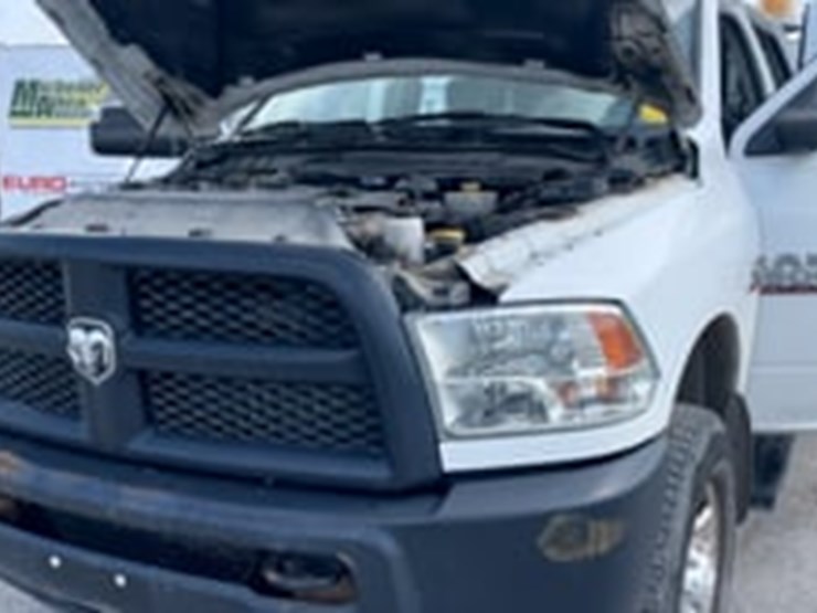2016-dodge-3500-image-9