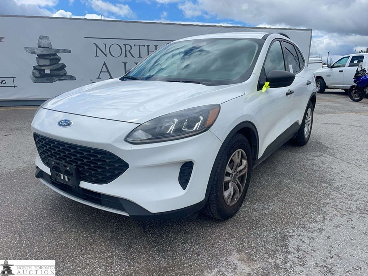 2021-ford-escape-image-1