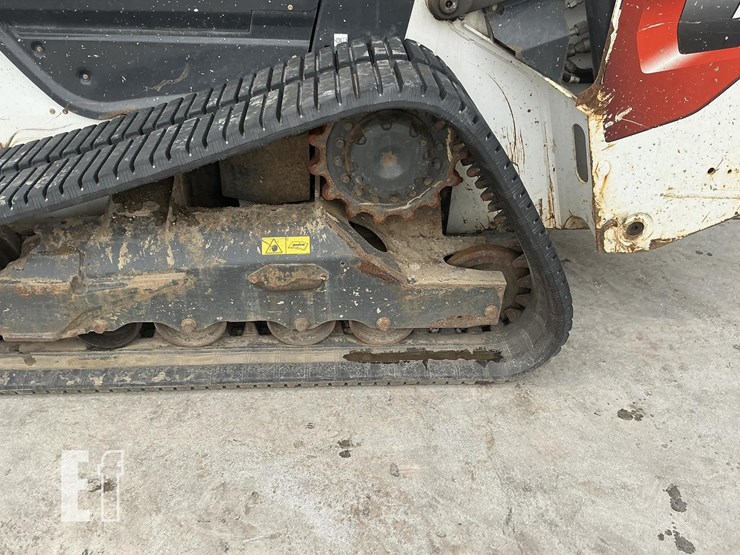 2020-bobcat-t76-image-9