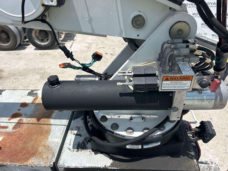 2019-ford-f550-image-29