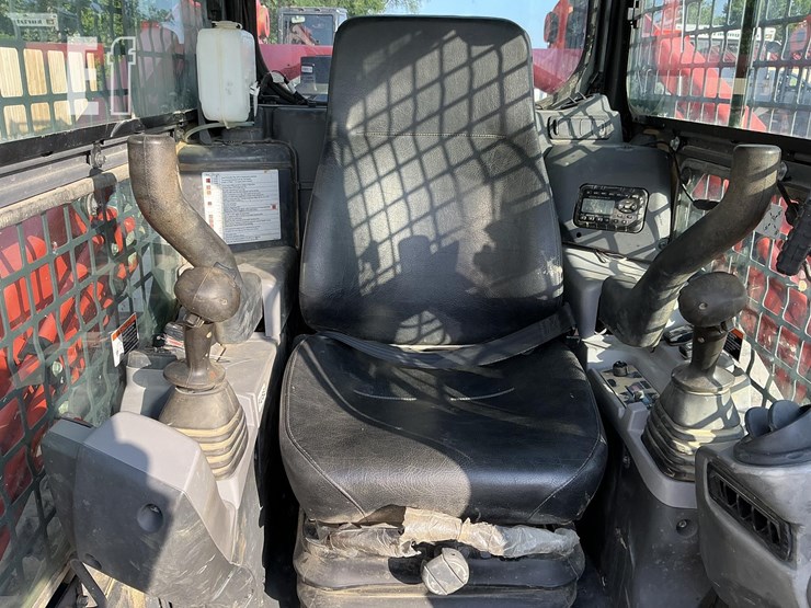 2022-kubota-svl97-2-image-14