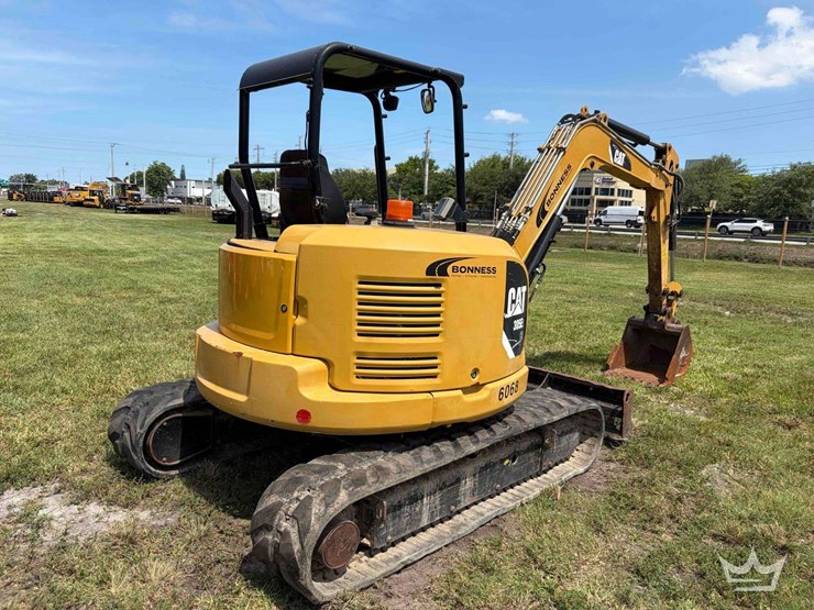 2016-caterpillar-305e2-image-4