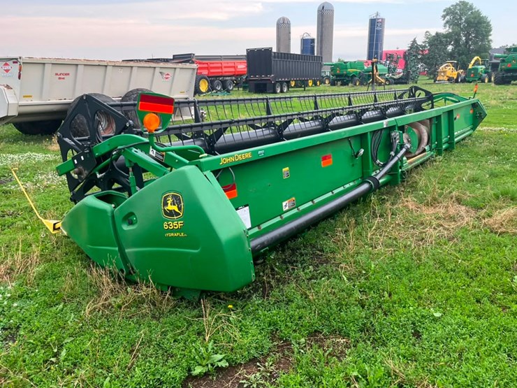 john-deere-635f-image-13