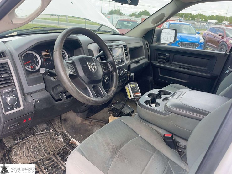 2014-dodge-1500-image-11