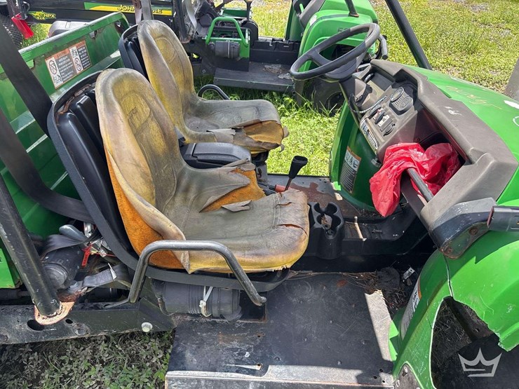 john-deere-gator-image-4