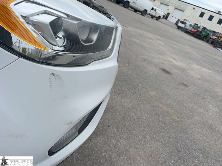 2017-ford-escape-image-27