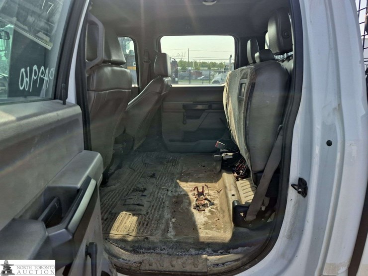 2017-ford-f350-image-21