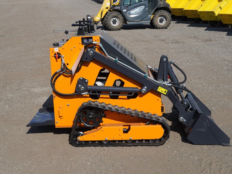 #1020-•-unused-landhonor-lhr-t460s2-tracked-mini-stand-on-skid-steer-loader---middlefield,-ohio-image-6