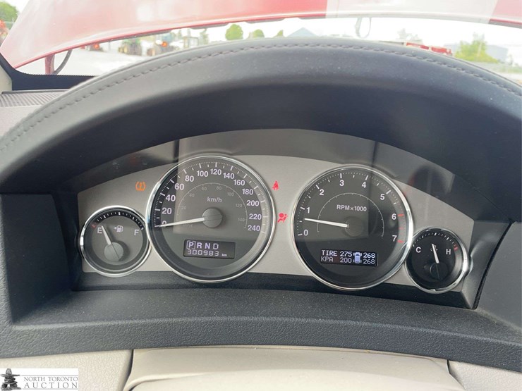 2009-jeep-grand-cherokee-image-12