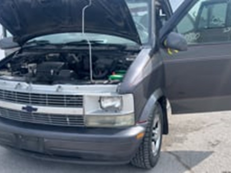 2005-chevrolet-astro-image-9