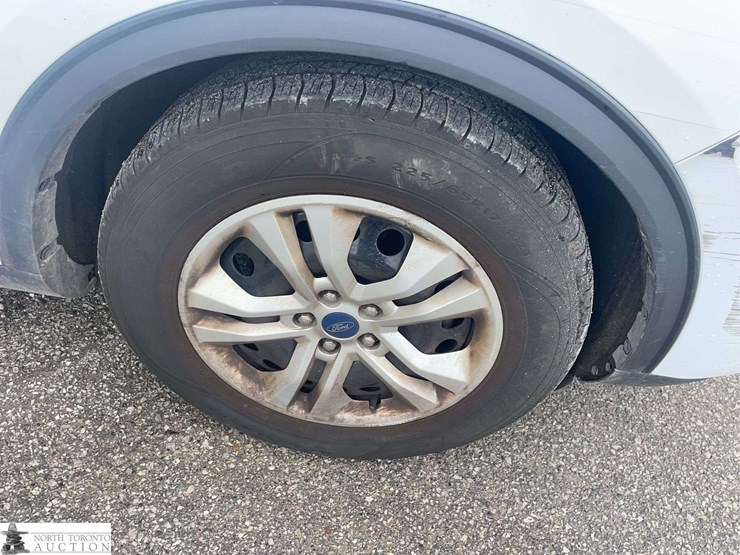 2021-ford-escape-image-22
