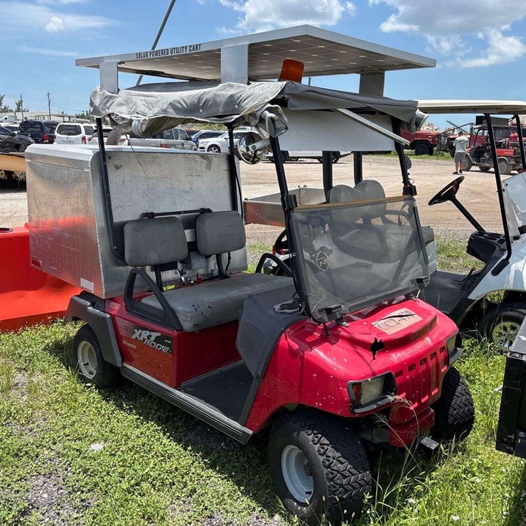 2009 Club Car XRT 800E Electric Utility Cart