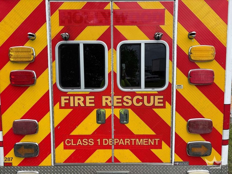 2014-international-durastar-4300-image-21