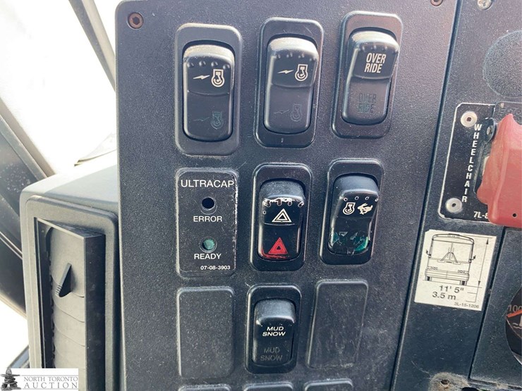 non-operable-2011-motor-coach-industries-d4500-t/a-55-passenger-wheelchair-accessible-bus-image-11