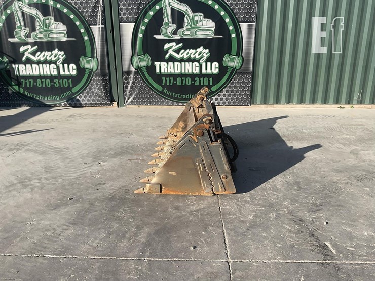 2022-bobcat-4in1-image-1