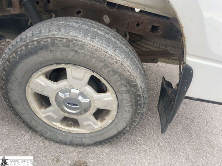 2011-ford-f150-image-23