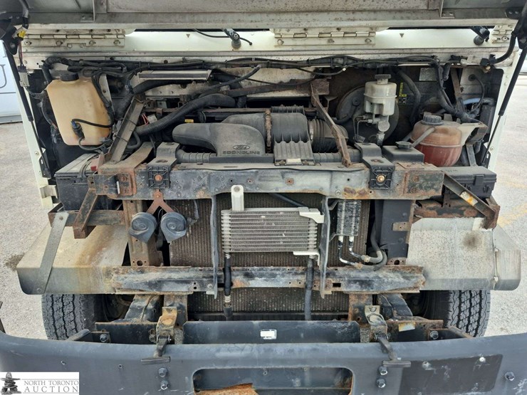 2009-ford-e-series-s/a-step-van-image-9