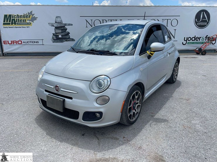 2012-fiat-500-image-1