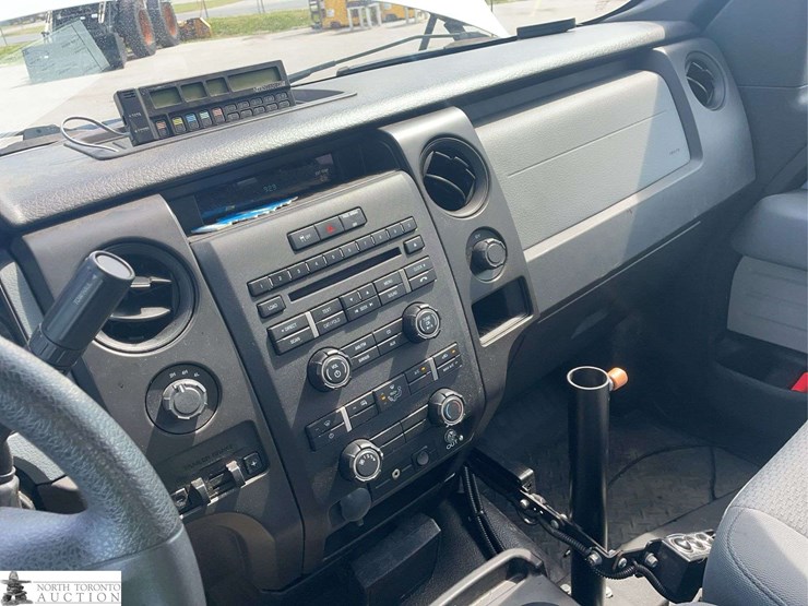 2014-ford-f150-image-13