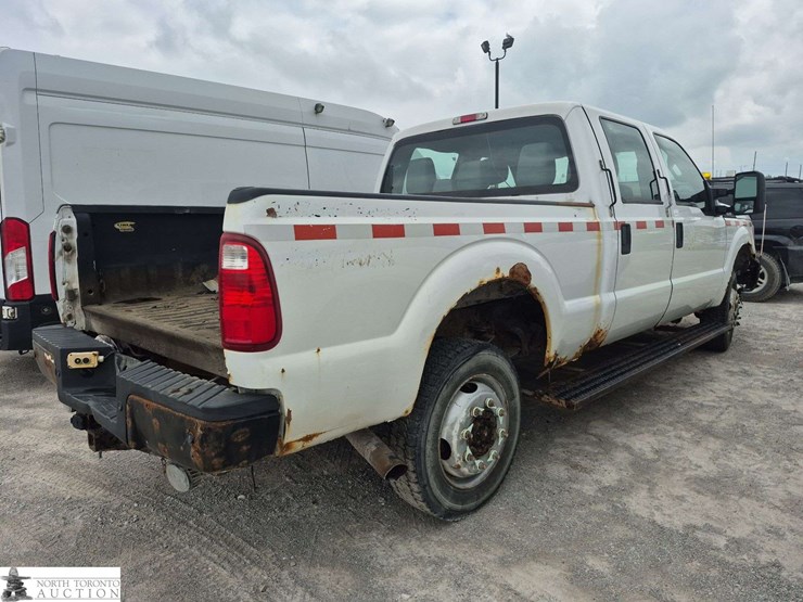 2011-ford-f350-image-4