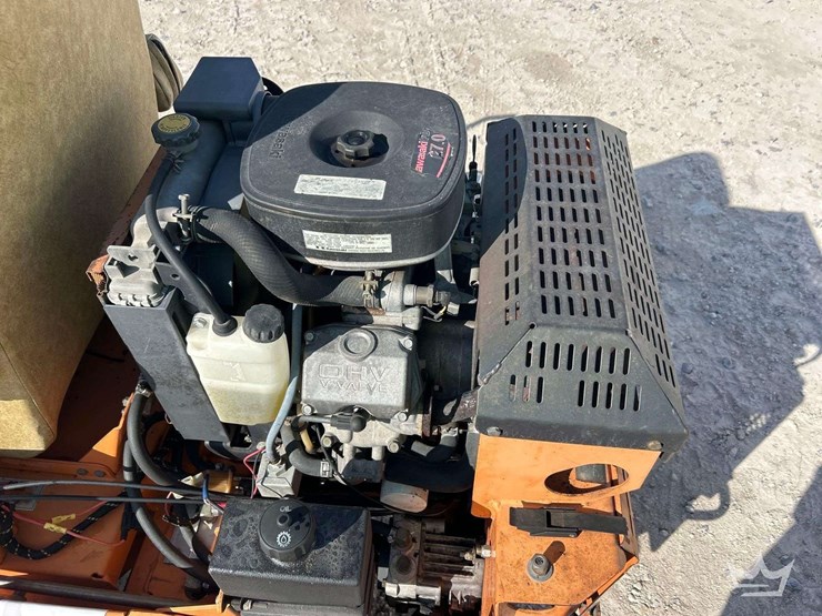 2002-scag-turf-tiger-61in.-zero-turn-commercial-mower-image-26
