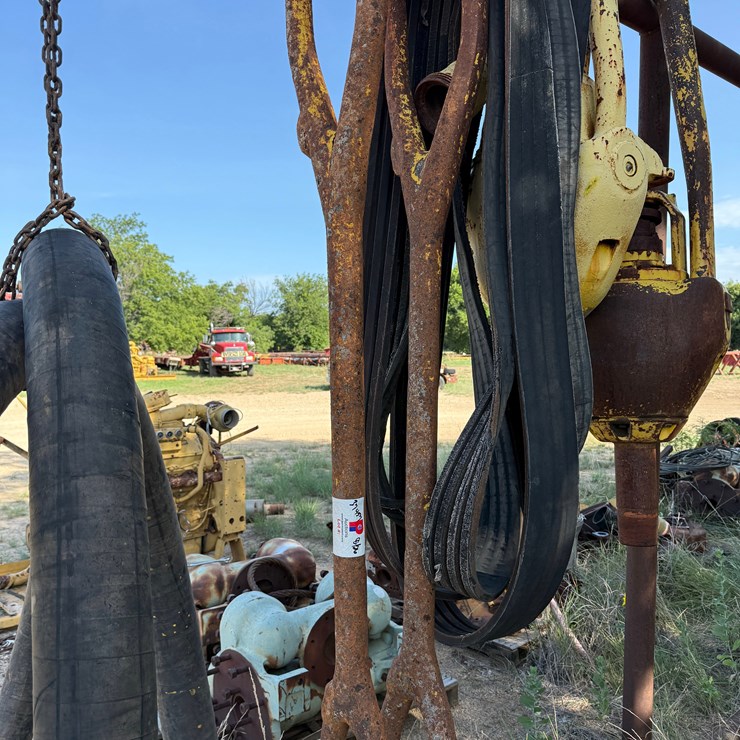 (2) 2.5” x 84” ELEVATOR LINKS