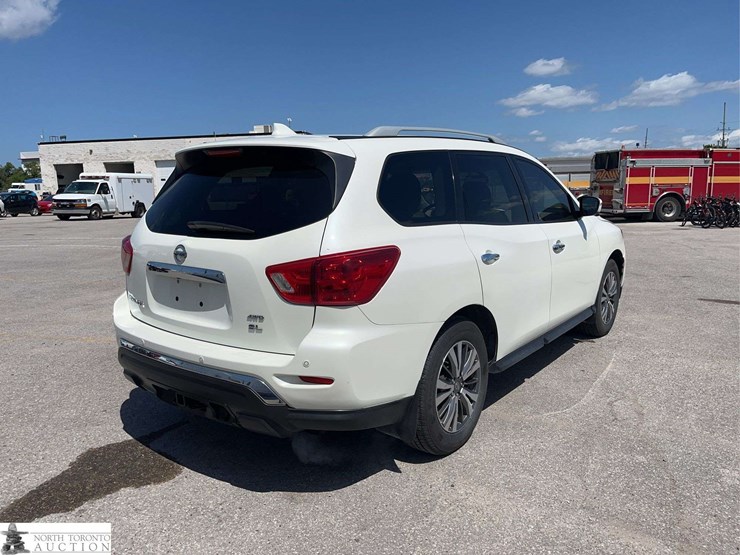 2020-nissan-pathfinder-image-5