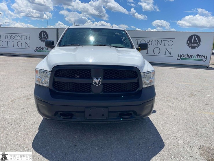 2014-dodge-1500-image-2