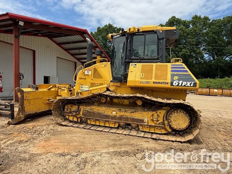 2023-komatsu-d61pxi-24-image-1