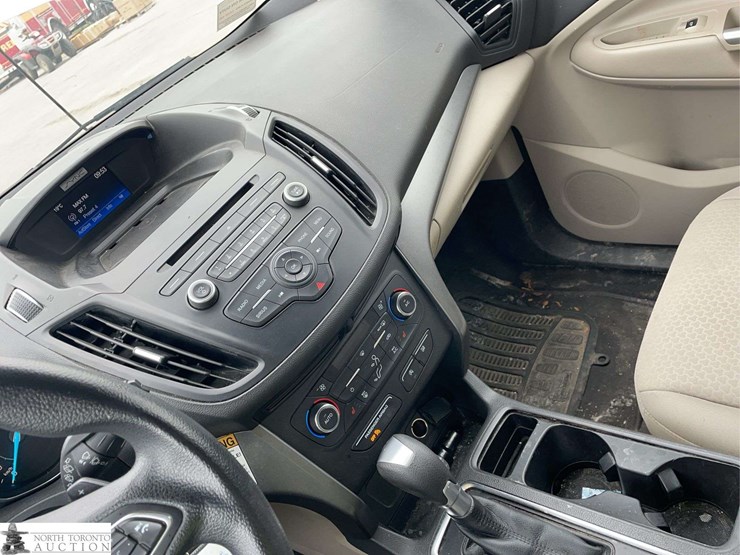 2017-ford-escape-image-13