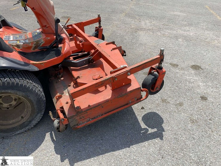 2011-kubota-f3080-image-26