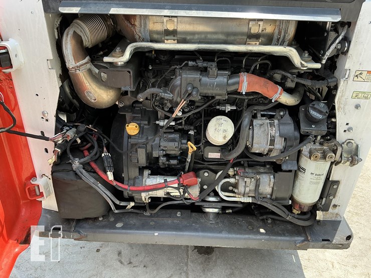 2024-bobcat-s770-image-16