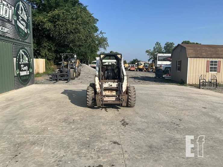 2005-bobcat-s300-image-7