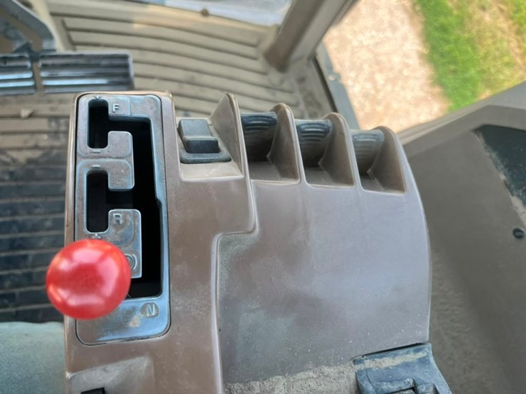 john-deere-8400-image-21