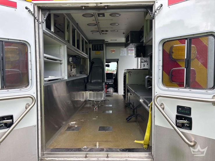 2014-international-durastar-4300-image-28