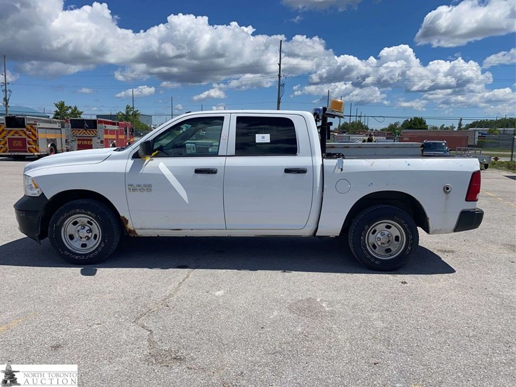 2014-dodge-1500-image-8