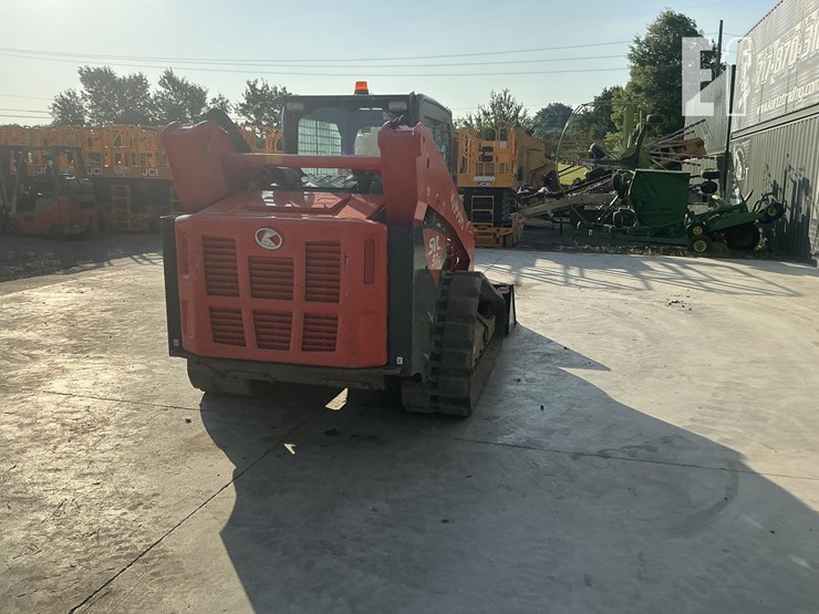 2022-kubota-svl97-2-image-4