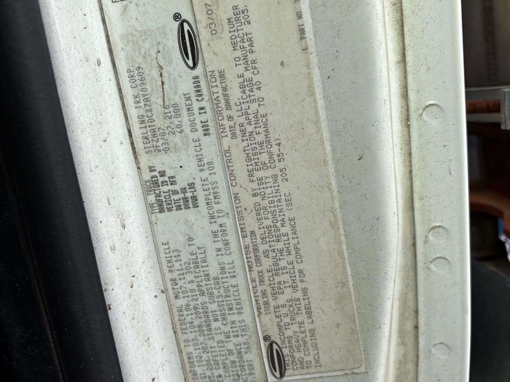 2007-sterling-l7500-image-7